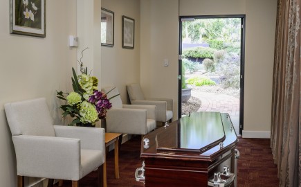 CENTENNIAL_PARK_VIEWING_08_150826-435x270-fill-crop-constrain-gallery_image